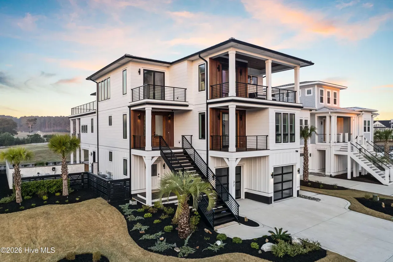 coastal contemporary (2)