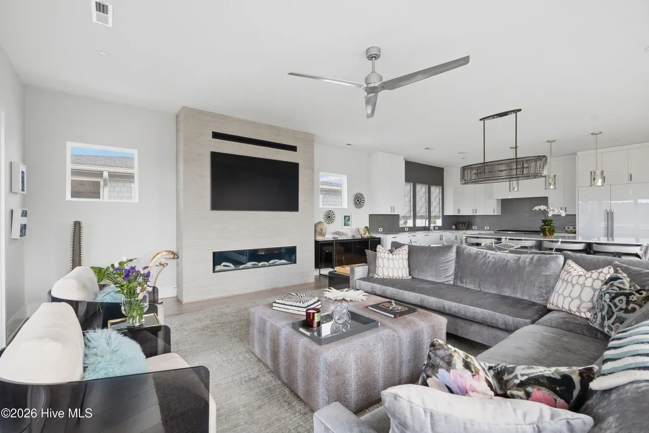 coastal contemporary (15)
