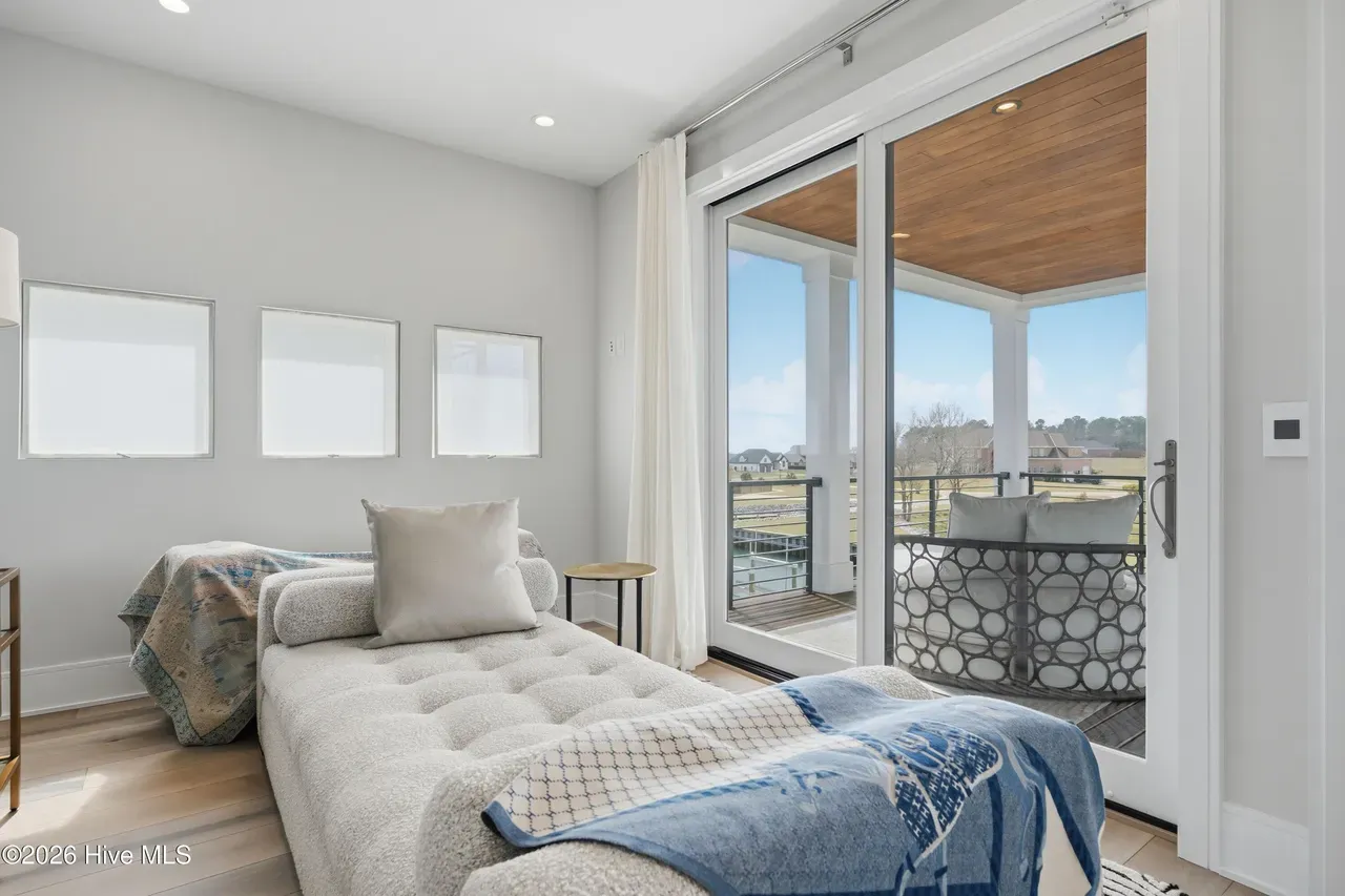 coastal contemporary (41)