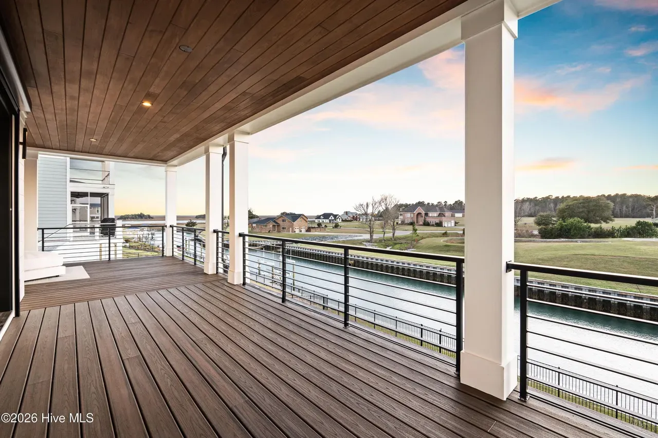 coastal contemporary (43)