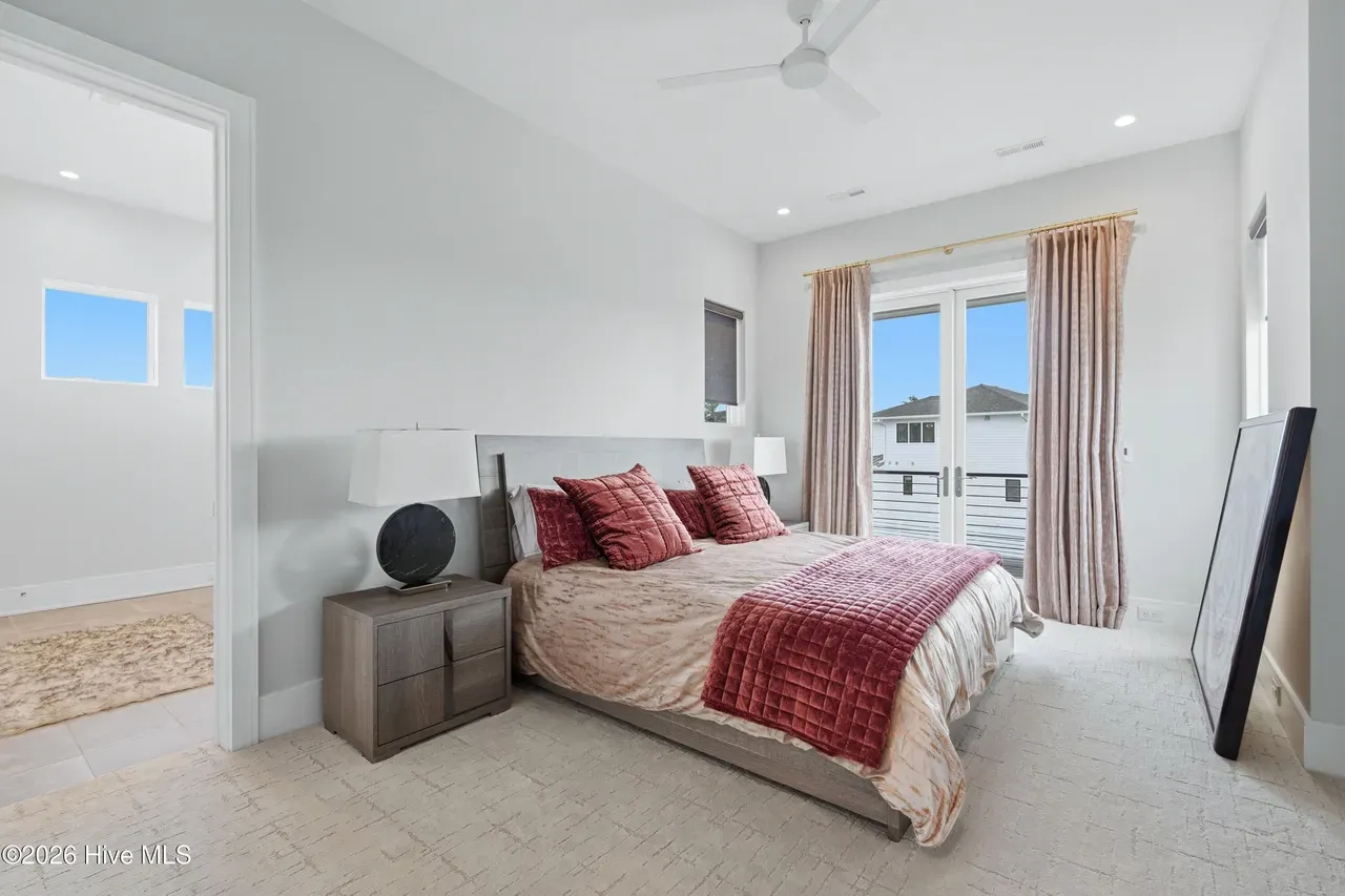 coastal contemporary (59)