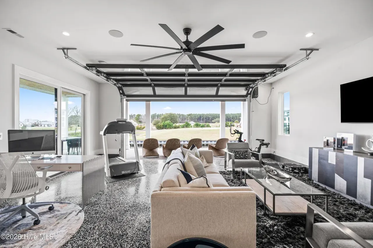 coastal contemporary (76)
