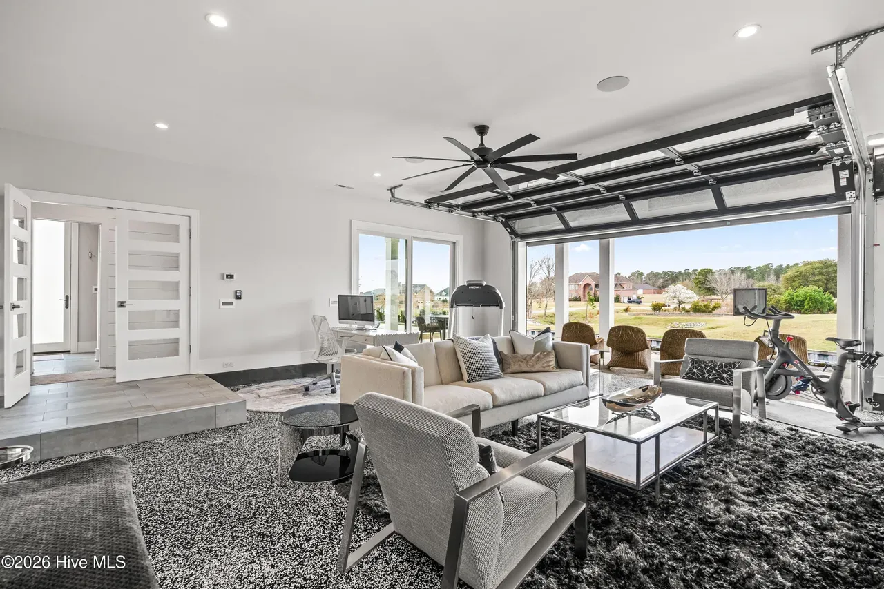 coastal contemporary (78)