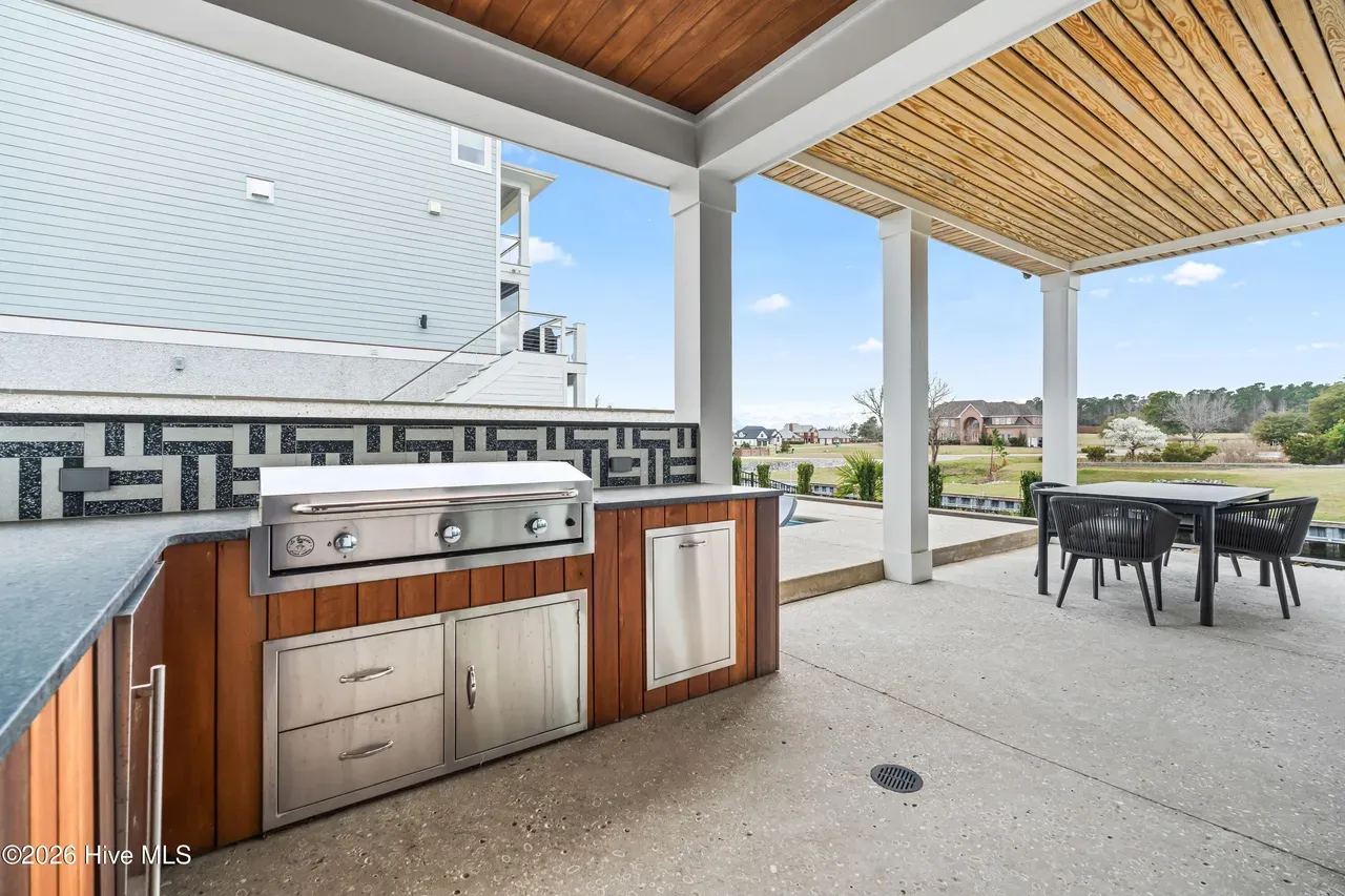 coastal contemporary (79)