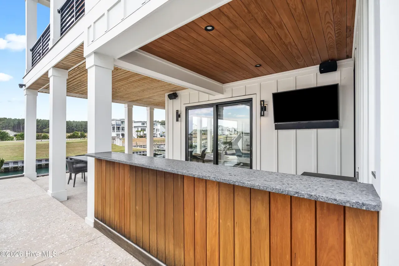coastal contemporary (91)