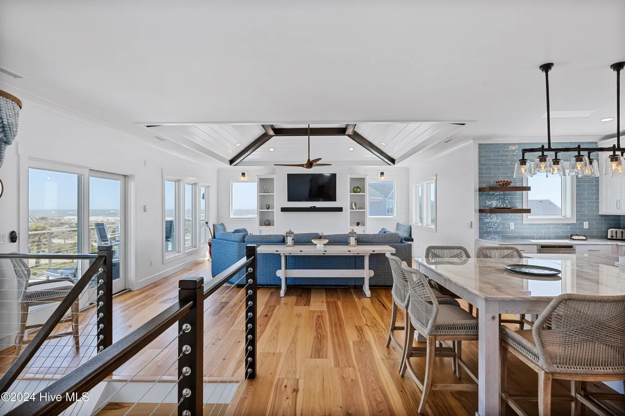 coastal luxury (2)