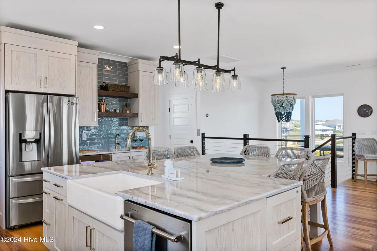 coastal luxury (5)