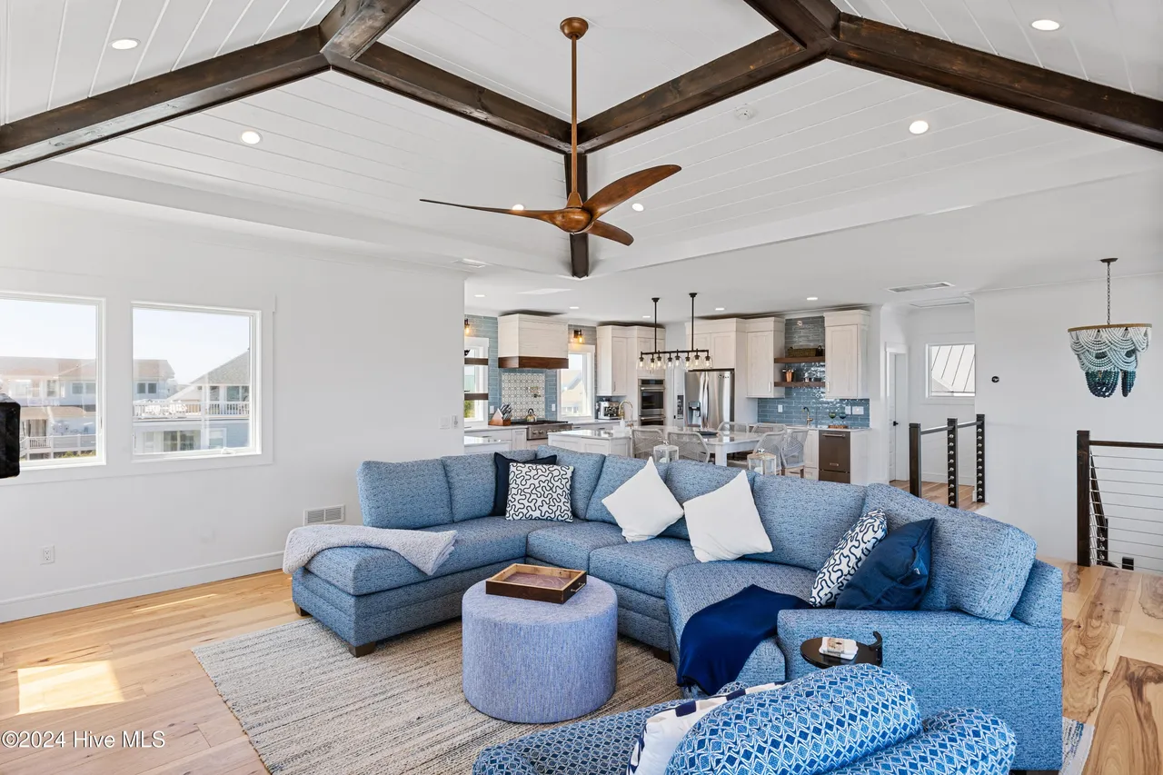 coastal luxury (35)