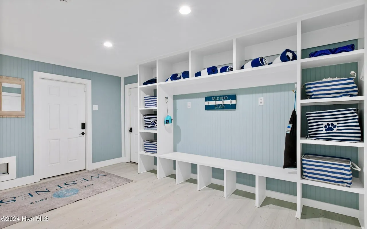coastal luxury (36)