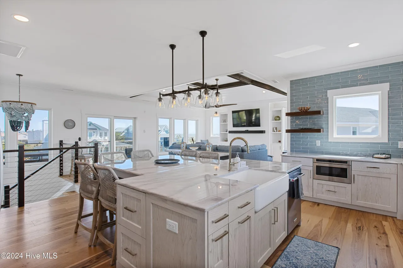 coastal luxury (37)