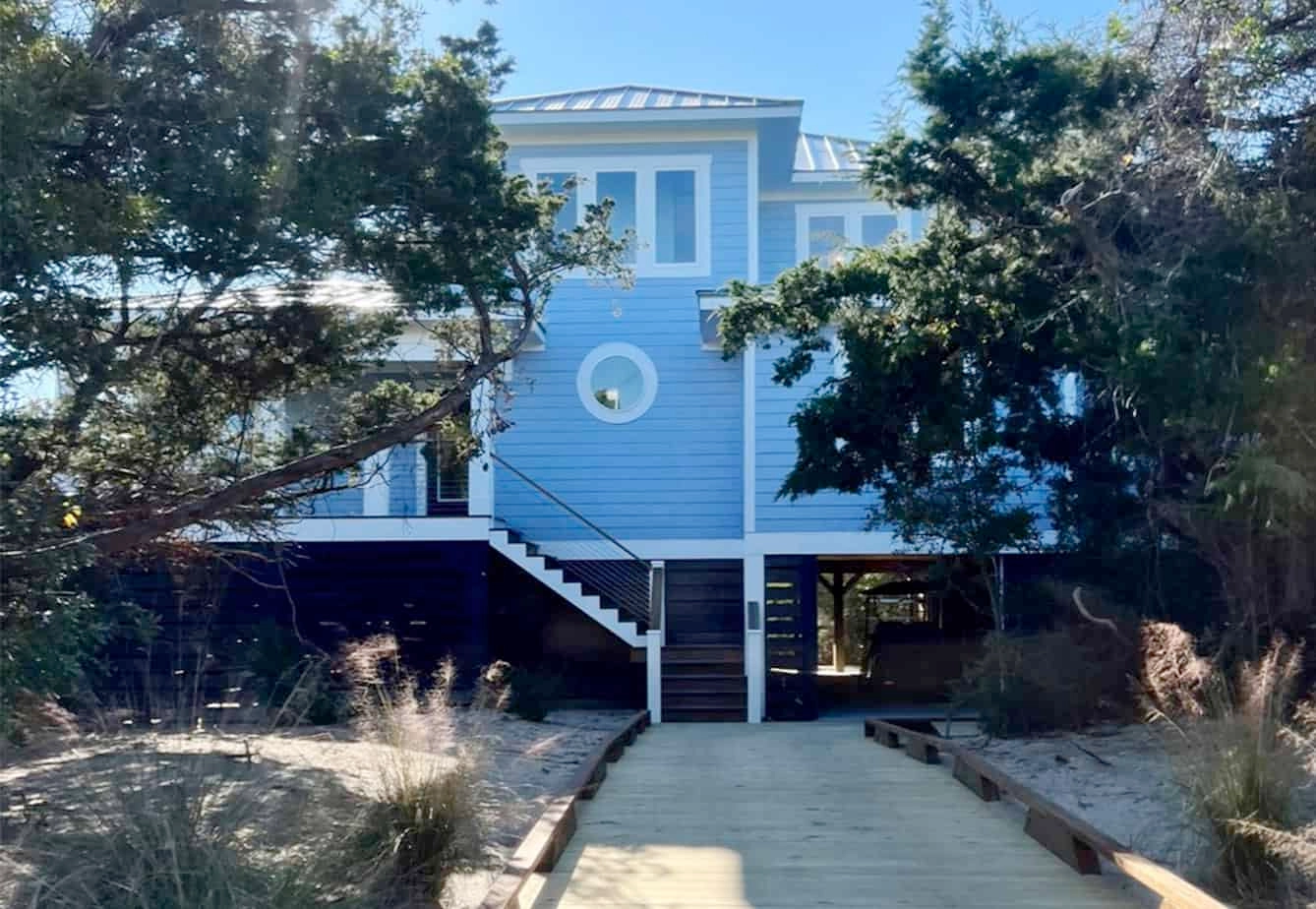32_mourning_warbler_BHI_exterior