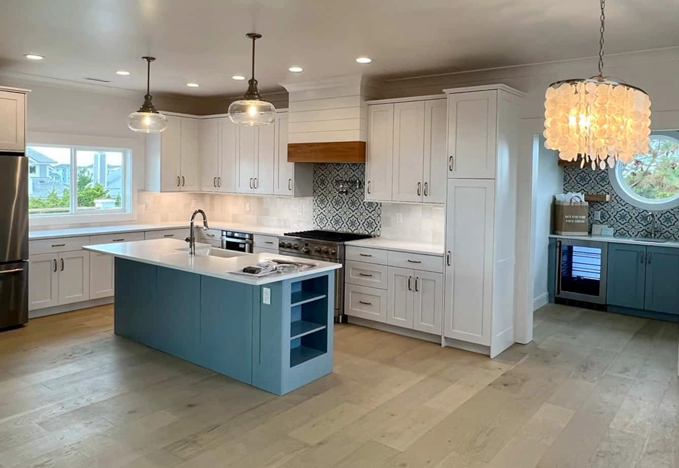 32_mourning_warbler_kitchen-1