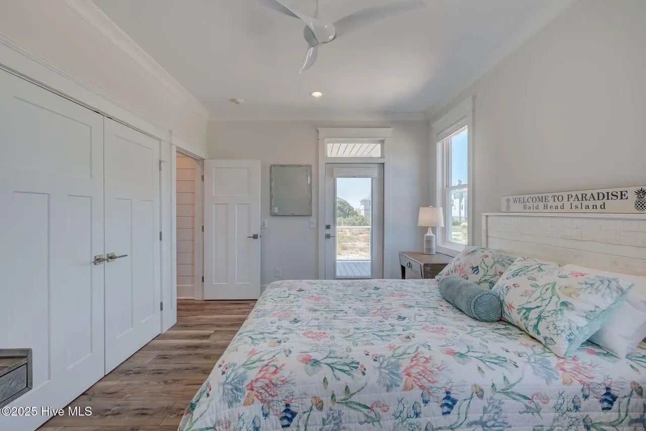 COASTAL (28)