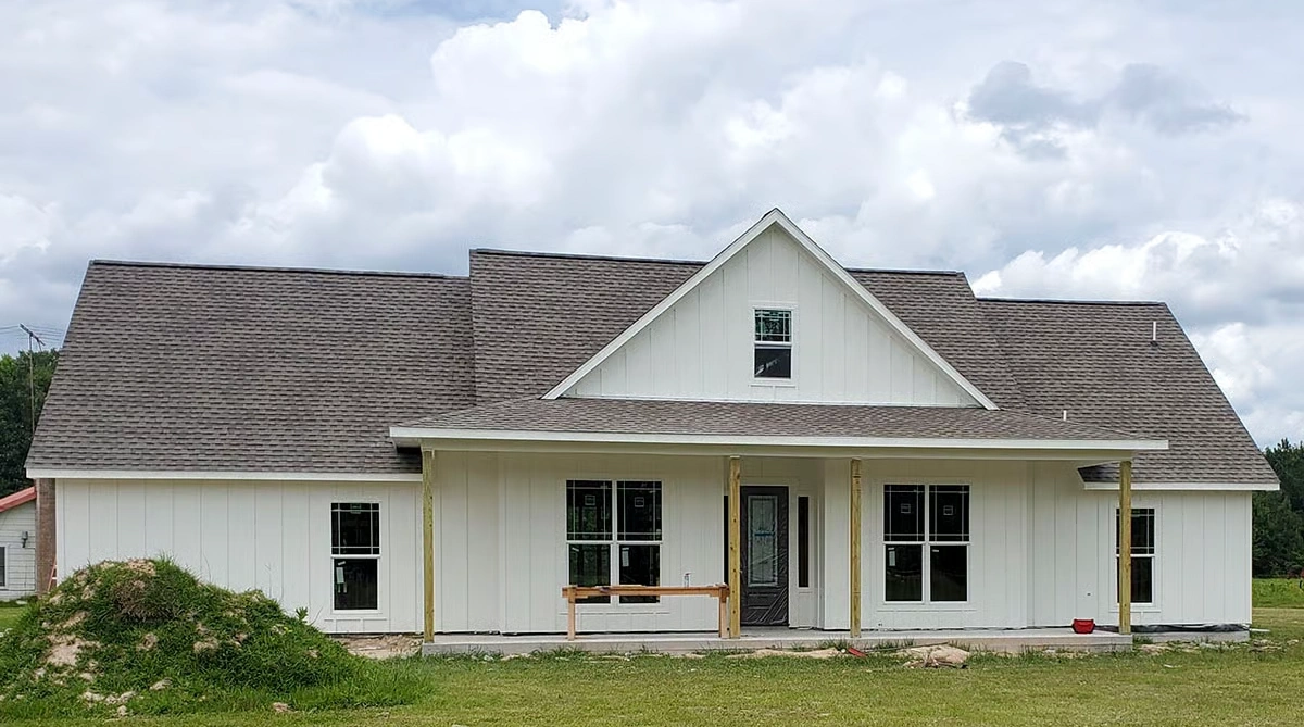 FARMHOUSE (1)