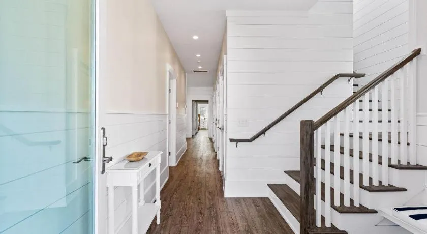 Coastal Farmhouse (20)
