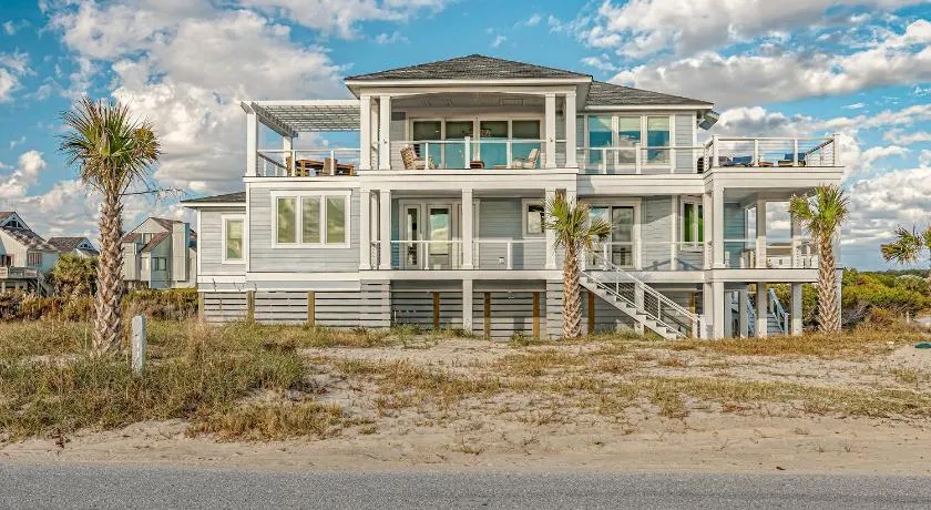 Coastal Farmhouse (1)