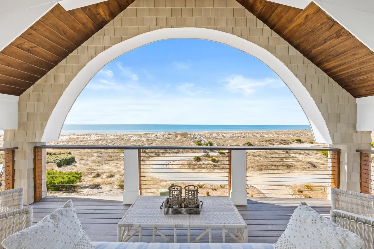 coastal luxury (19)