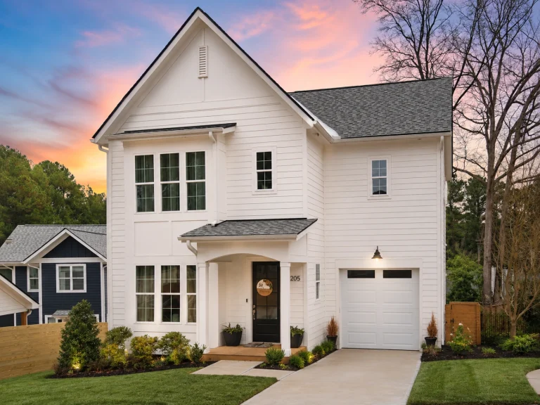 23-1527 HOUSE PLAN - Modern Farmhouse Home Plan - 4-Bed, 2.5-Bath, 1,833 SF