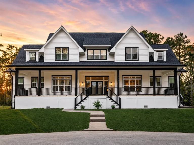 24-1787 HOUSE PLAN - Modern Farmhouse Home Plan - 6-Bed, 4-Bath, 3,200 SF