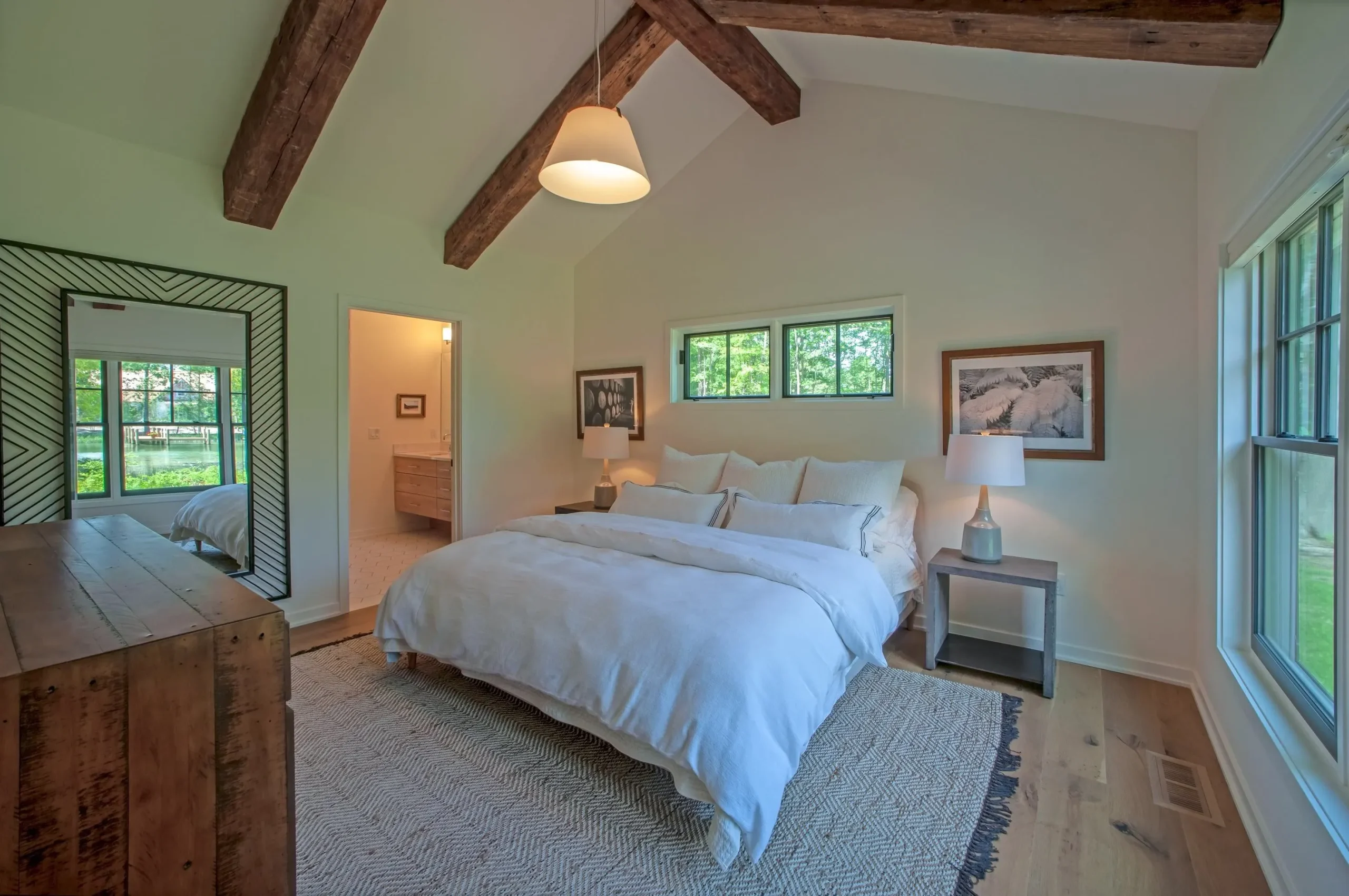 Modern Farmhouse (7)