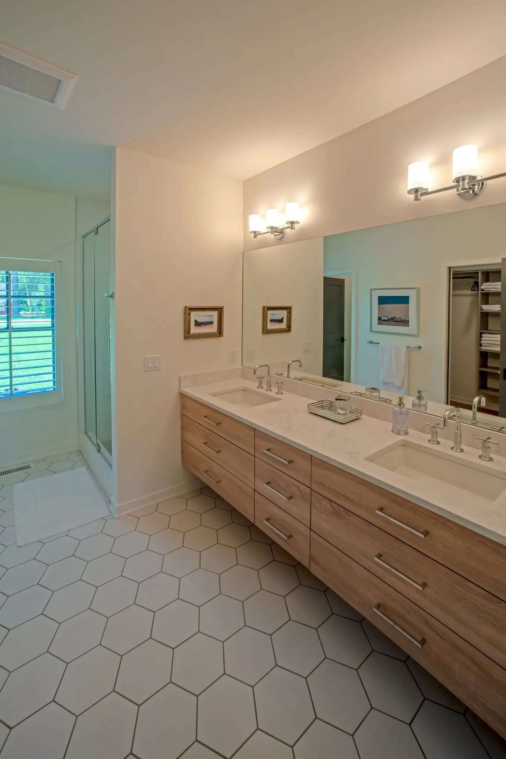 Modern Farmhouse (8)