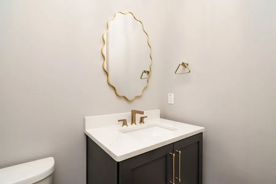 imageye___-_366_0241920x1080halfbath