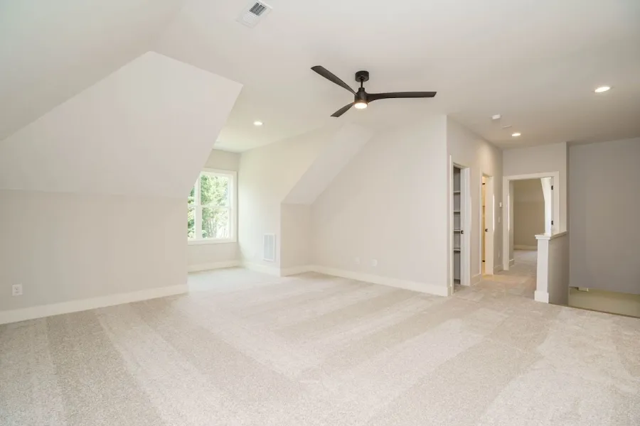 imageye___-_356_037originalbonusroom