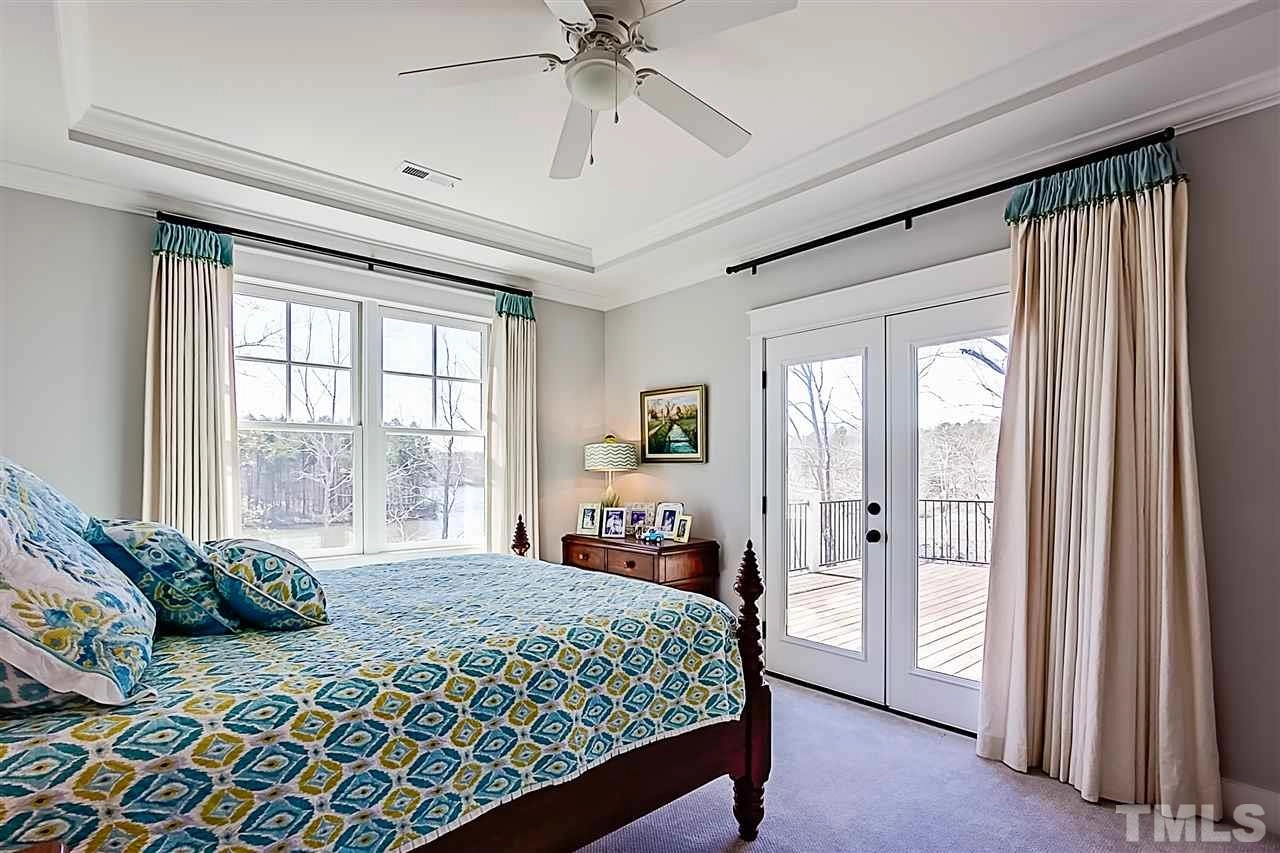 foothills-cottage-plan-room-with-lake-views