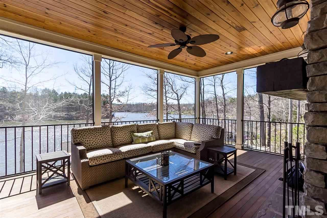 screened-porch-with-lake-view-foothills-cottage