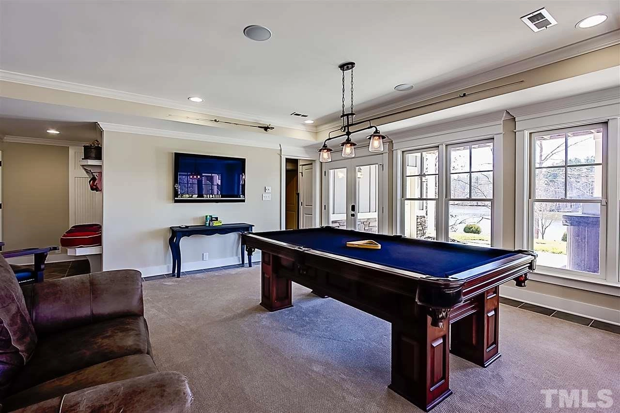 foothills-cottage-house-plan-game-room-walkout-basement
