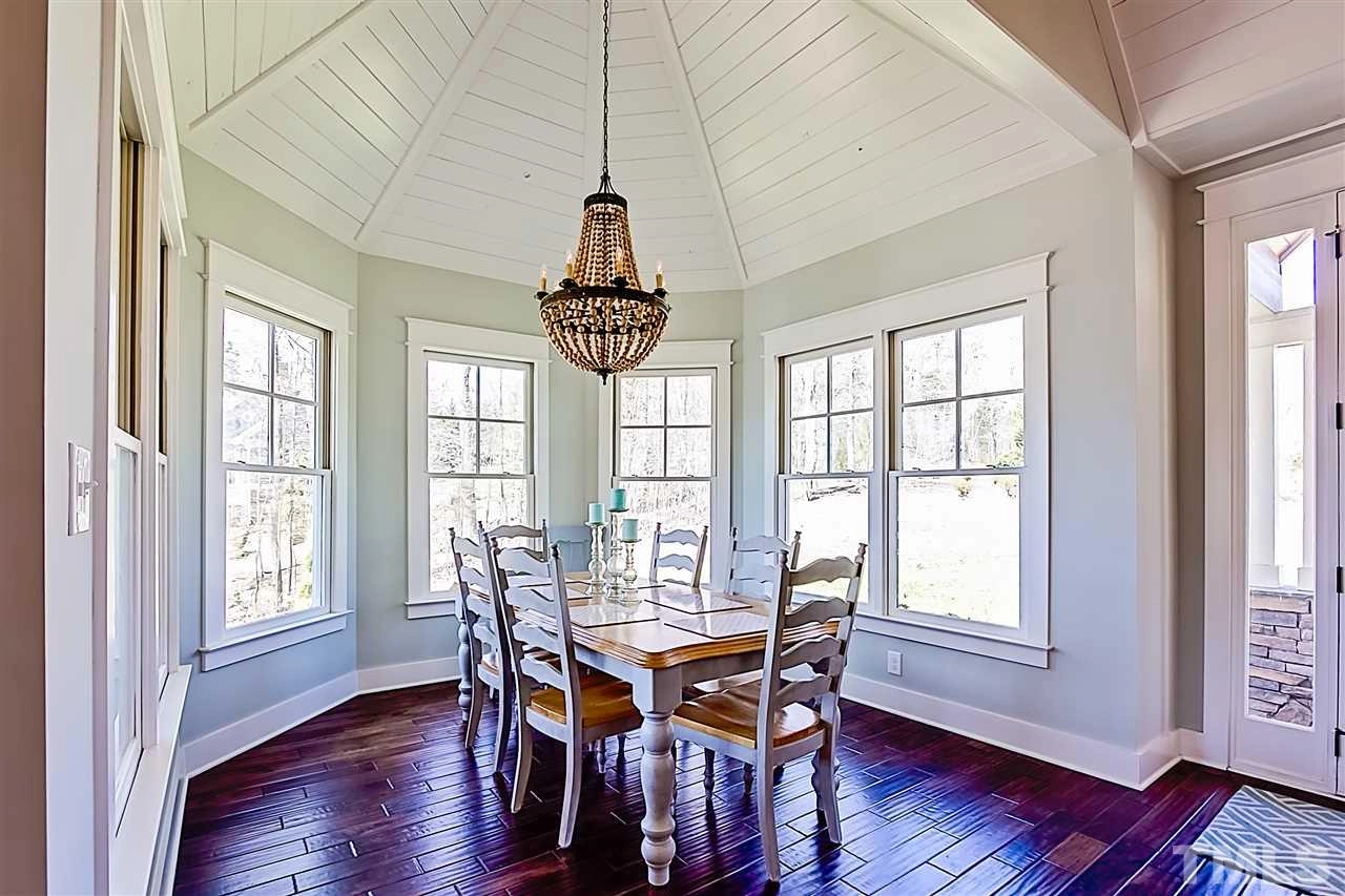 foothills-cottage-gazebo-dining-room