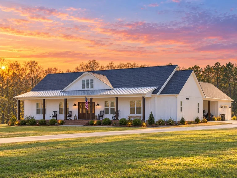 20-2196 HOUSE PLAN - Modern Farmhouse Home Plan - 3-Bed, 2.5-Bath, 2,467 SF