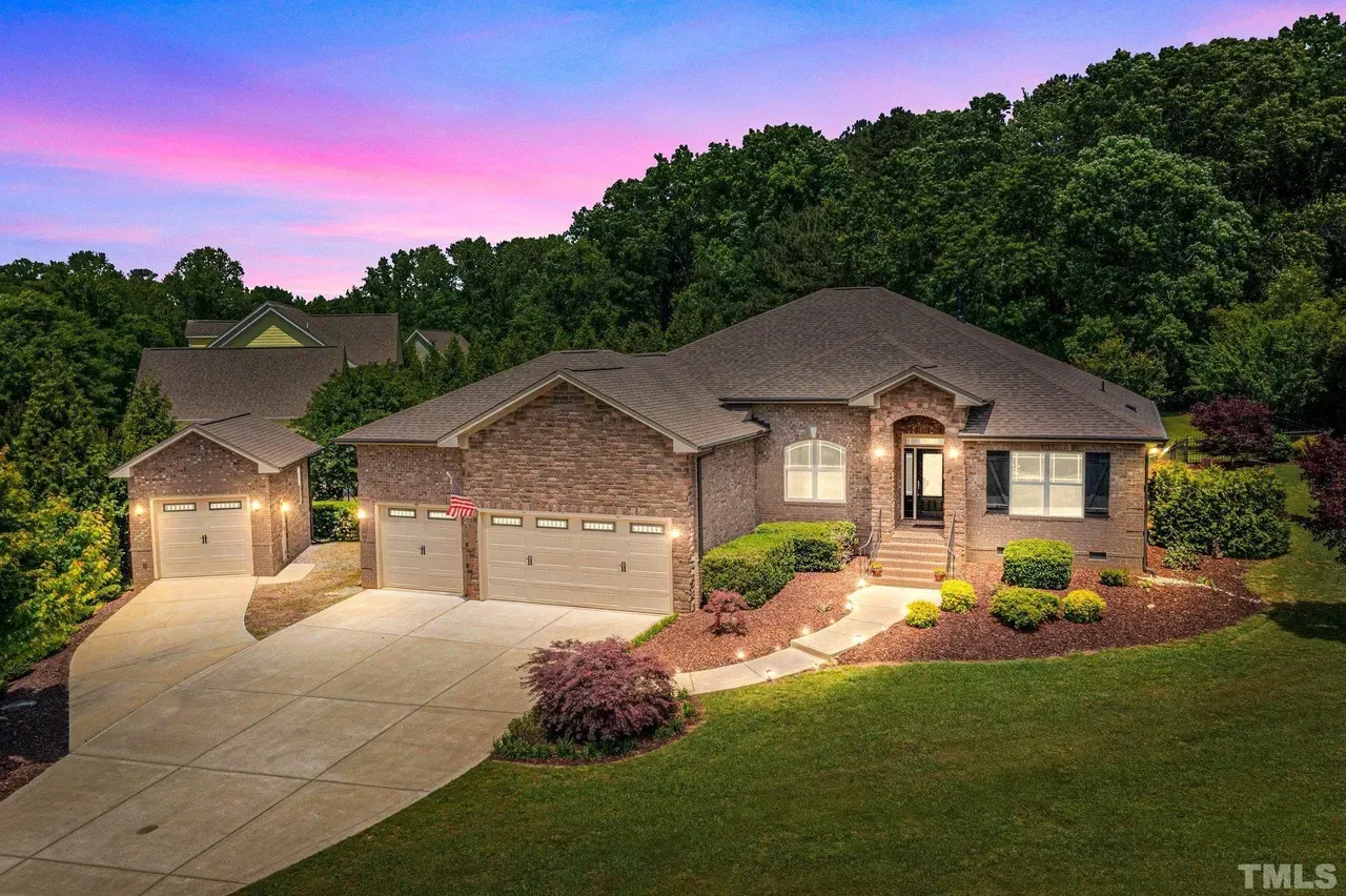 imageye___-_2e7211a54d80f1210646126ea8444243l-m2628501540rd-w1280_h960